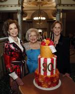 Betty White's 90th Birthday: A Tribute to America's Golden Girl: 480x600 / 68 Кб