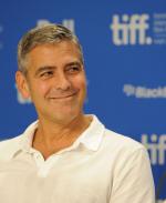 Джордж Клуни: 1682x2048 / 459 Кб