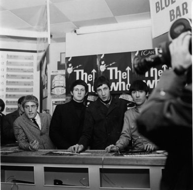 Фото - Удивительное путешествие: История группы The Who: 393x386 / 30 Кб