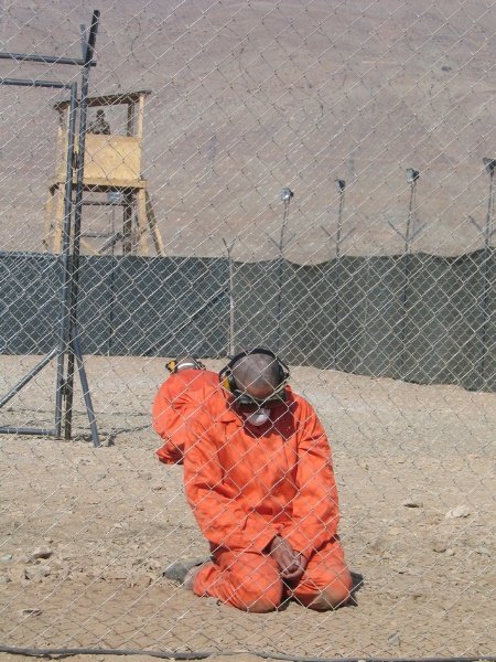 Фото - Дорога на Гуантанамо: 450x600 / 88 Кб