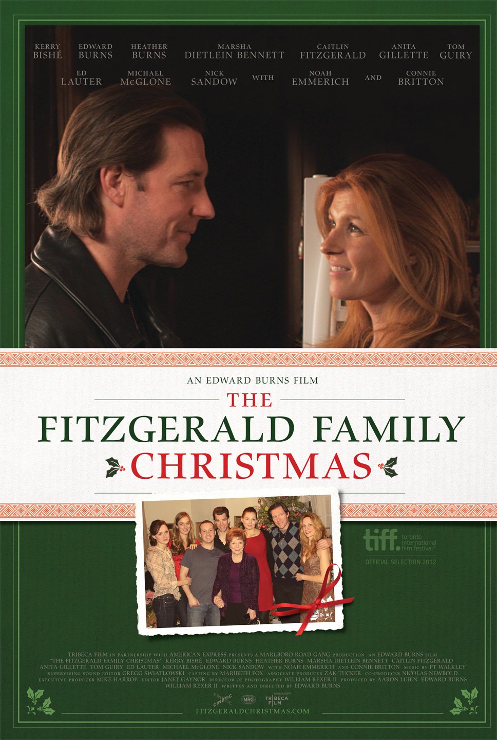 Фото - The Fitzgerald Family Christmas: 968x1439 / 250 Кб