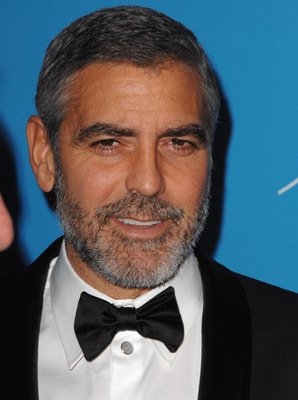 Фото - Джордж Клуни: 298x400 / 21 Кб