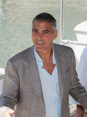 Фото - Джордж Клуни: 298x400 / 25 Кб