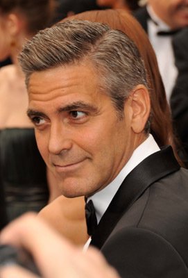 Фото - Джордж Клуни: 271x400 / 21 Кб