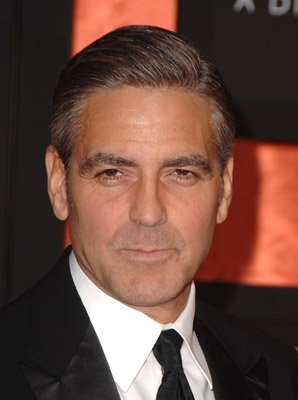 Фото - Джордж Клуни: 298x400 / 20 Кб