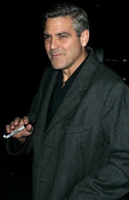 Фото - Джордж Клуни: 258x400 / 18 Кб
