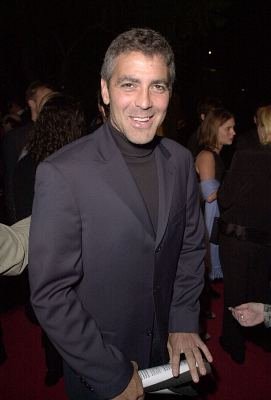 Фото - Джордж Клуни: 271x400 / 16 Кб