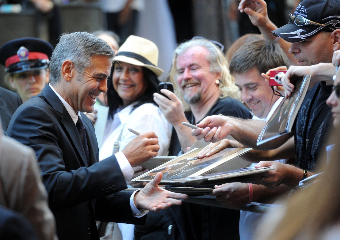 Фото - Джордж Клуни: 1447x1022 / 232 Кб