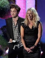 2011 MTV Movie Awards: 1287x1636 / 296 Кб