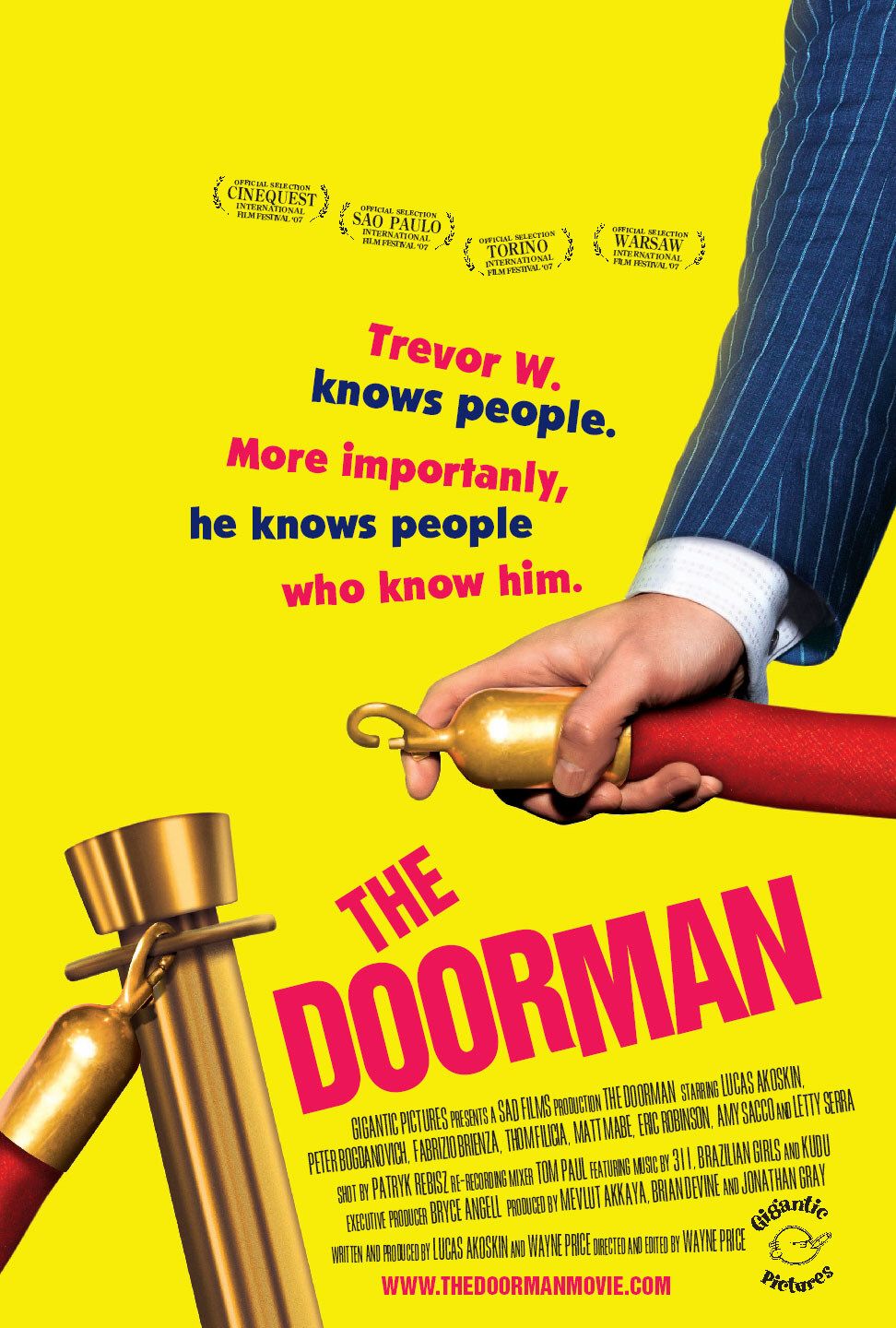 Постер - The Doorman: 972x1440 / 213 Кб